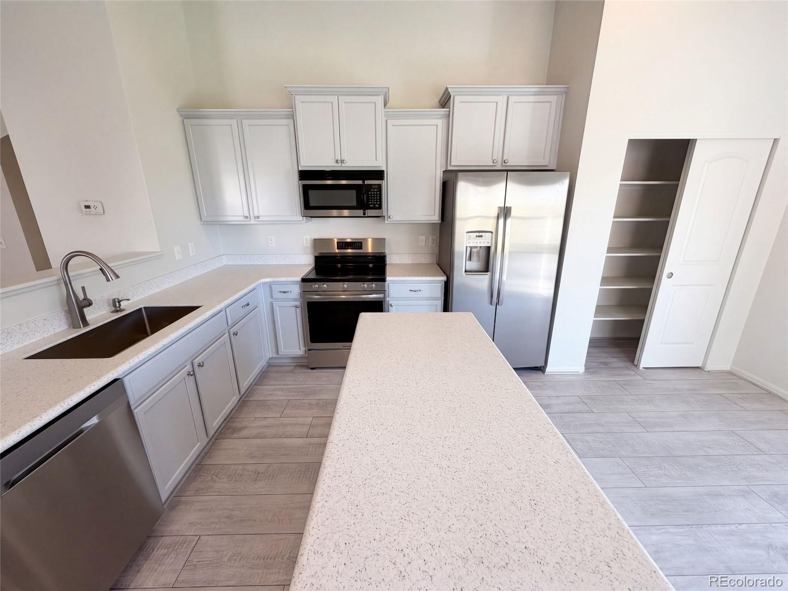 MLS Image #12 for 10273  olathe street,commerce city, Colorado