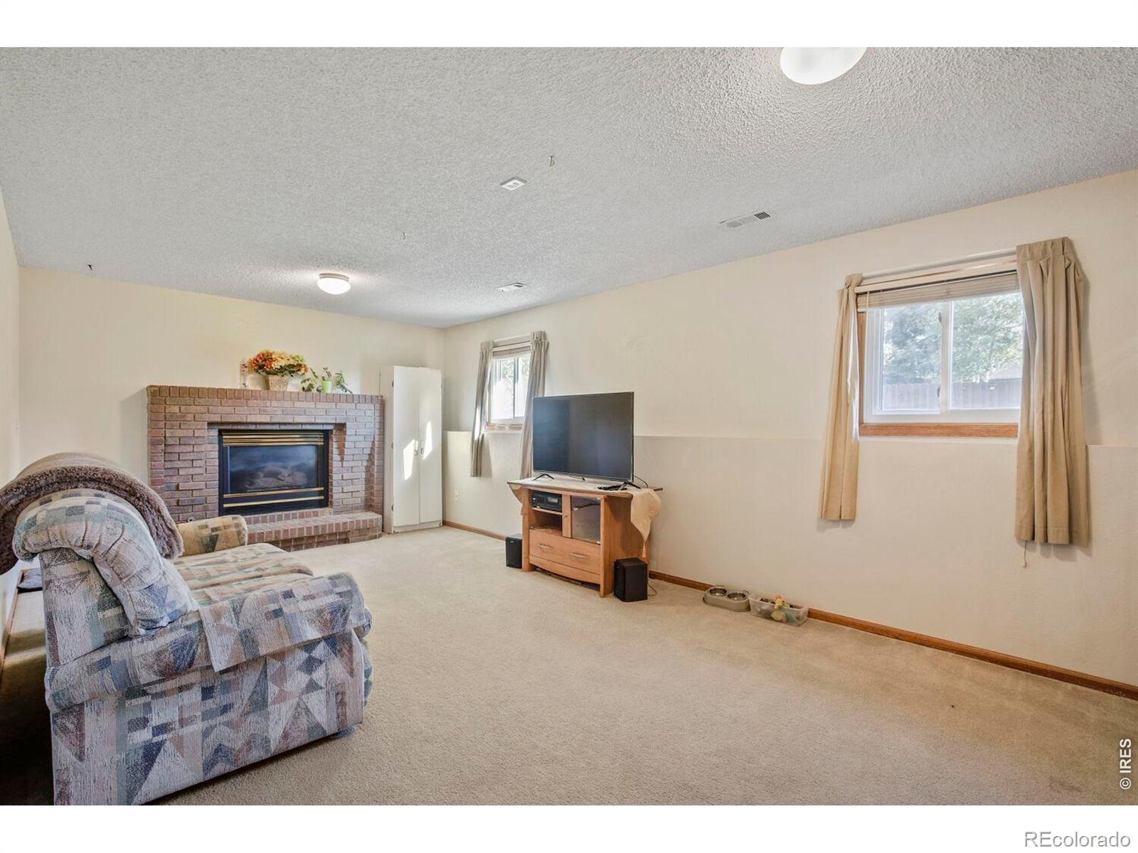 MLS Image #15 for 3410  red maple court,loveland, Colorado
