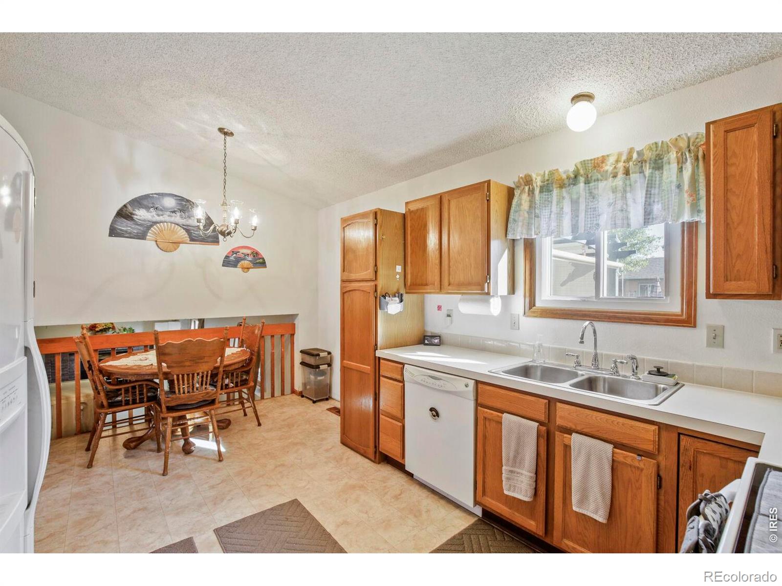 MLS Image #2 for 3410  red maple court,loveland, Colorado