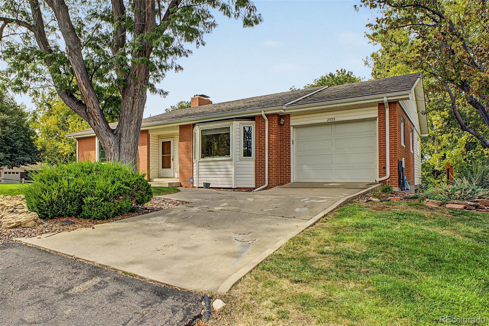 MLS Image #2 for 2555  queen street,denver, Colorado