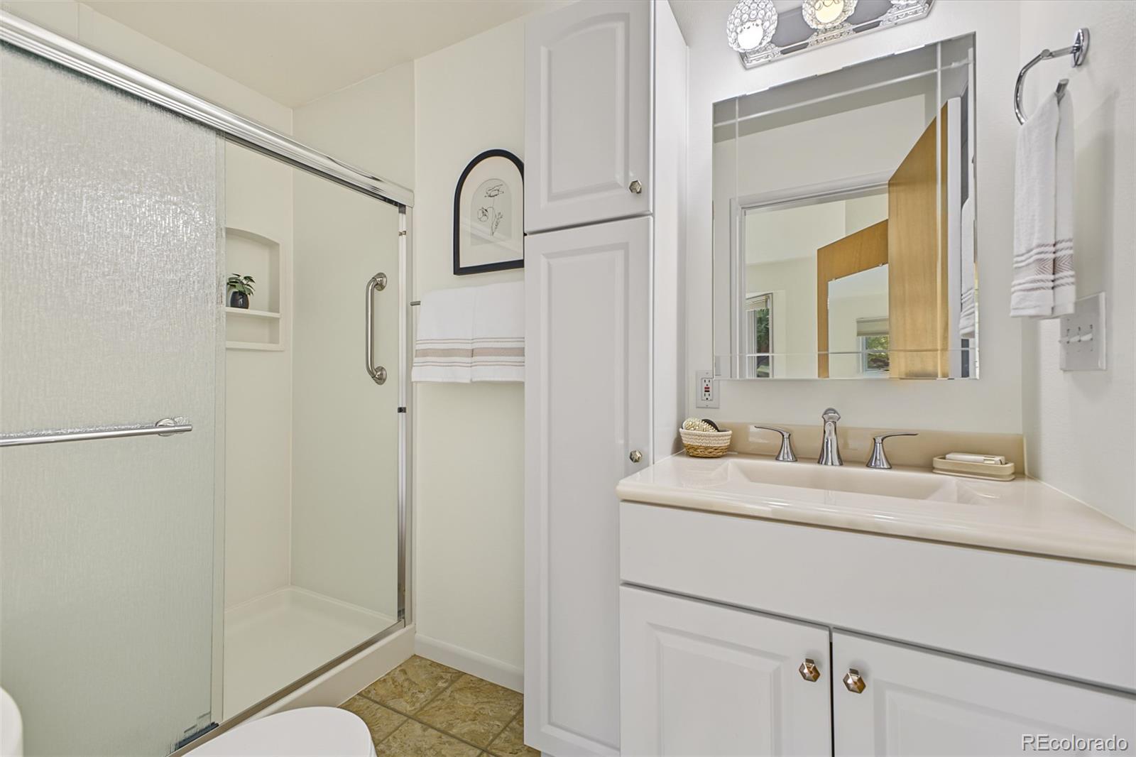 MLS Image #20 for 2555  queen street,denver, Colorado