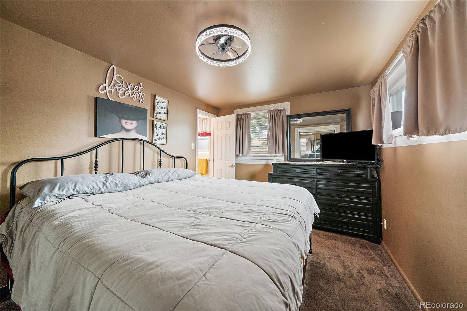 MLS Image #10 for 1021 e 83rd place,denver, Colorado