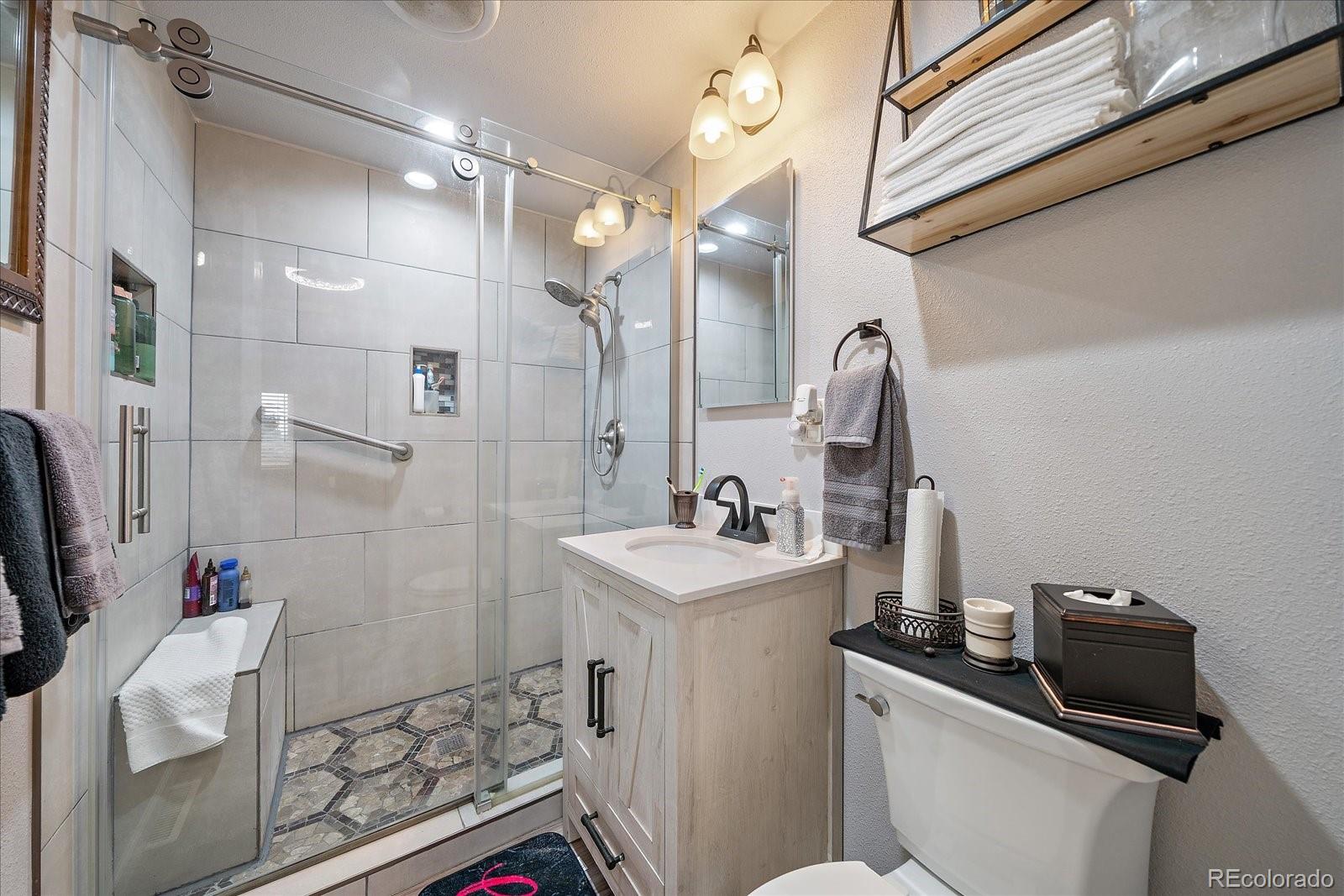 MLS Image #13 for 1021 e 83rd place,denver, Colorado