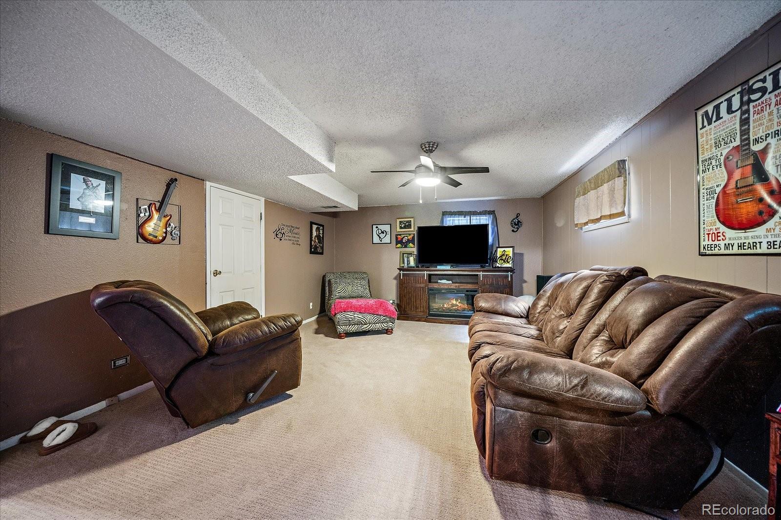 MLS Image #16 for 1021 e 83rd place,denver, Colorado