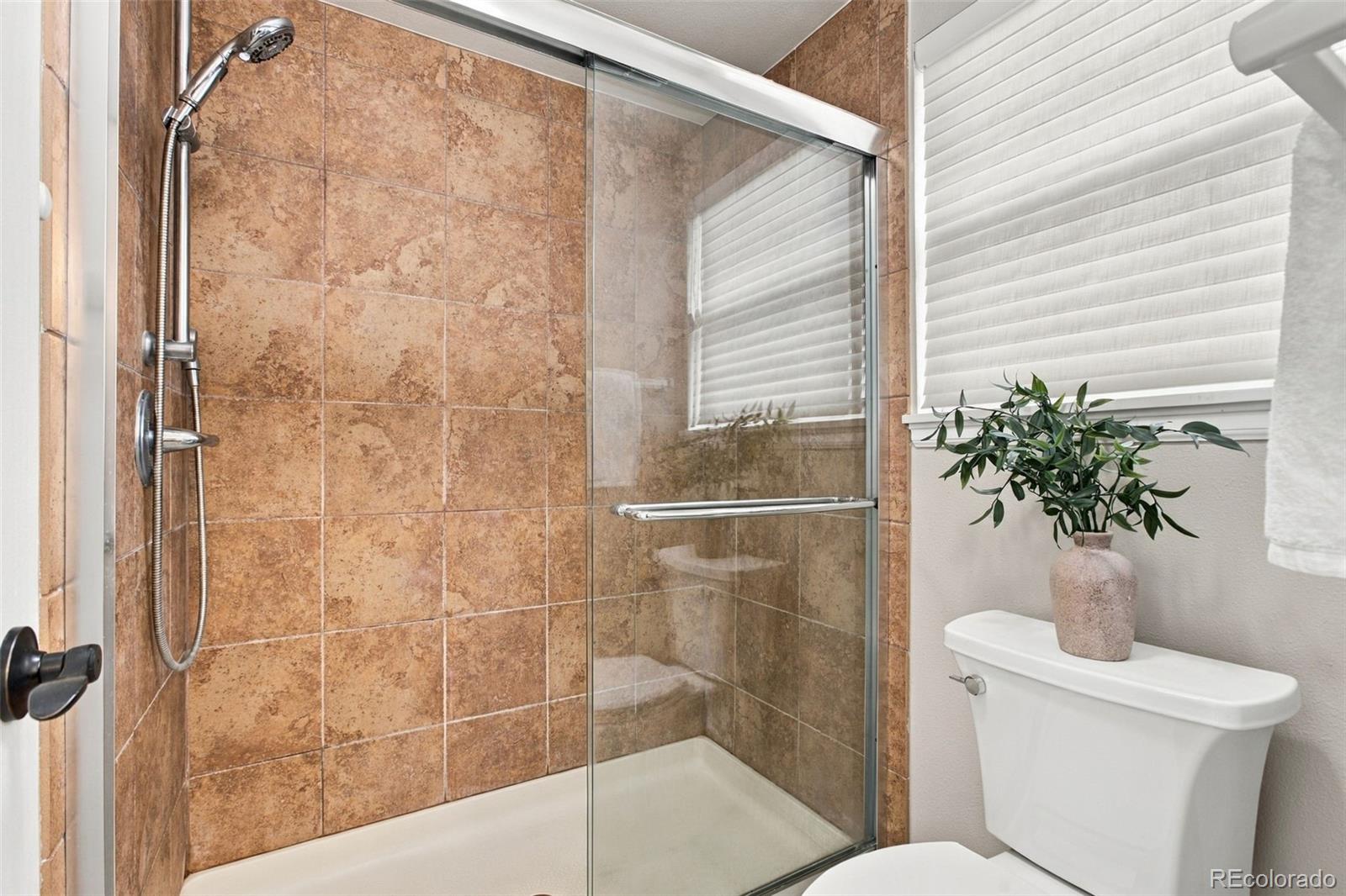 MLS Image #17 for 7255 s ivanhoe court,centennial, Colorado