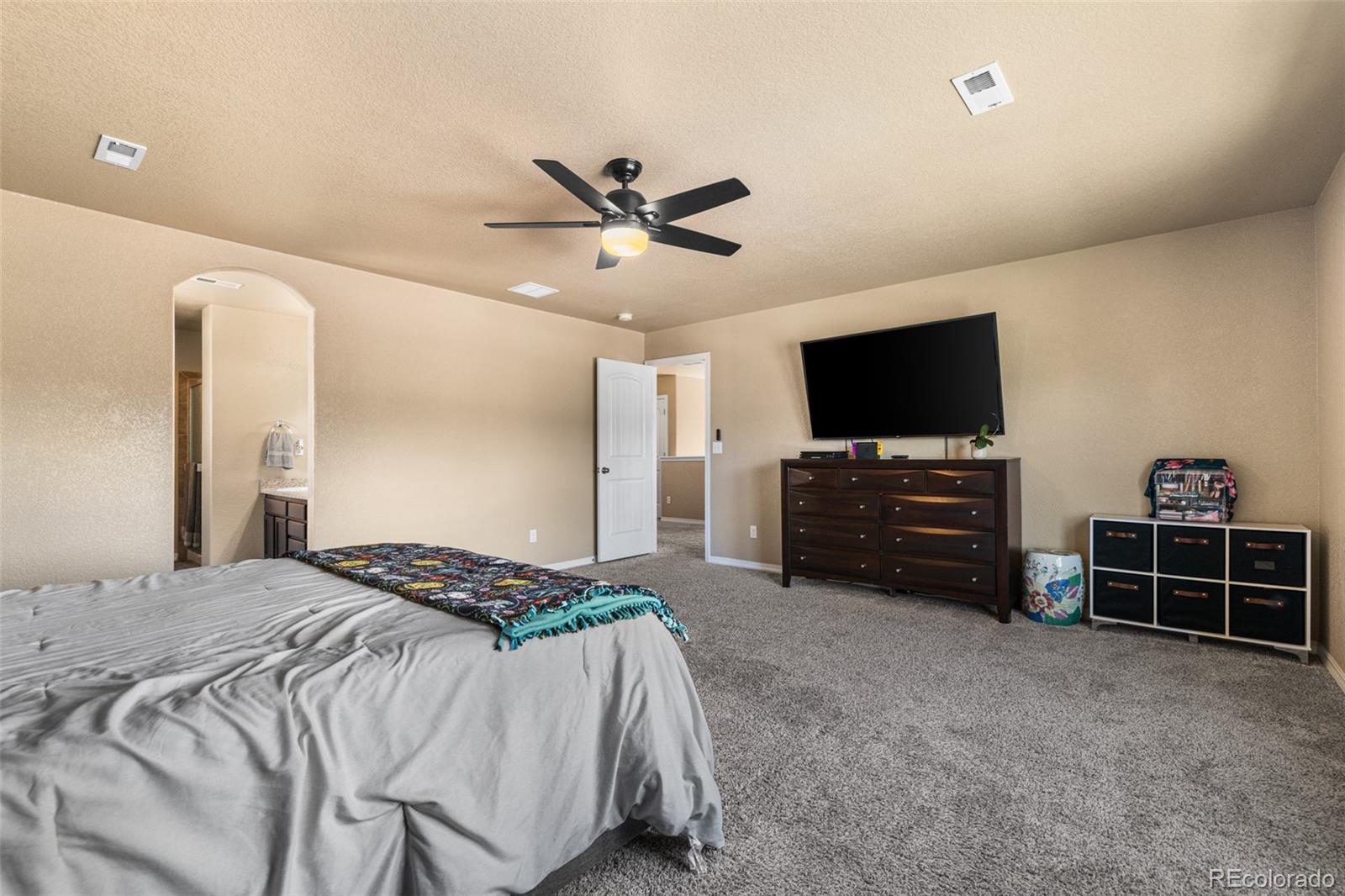 MLS Image #23 for 3893  winter sun drive,colorado springs, Colorado