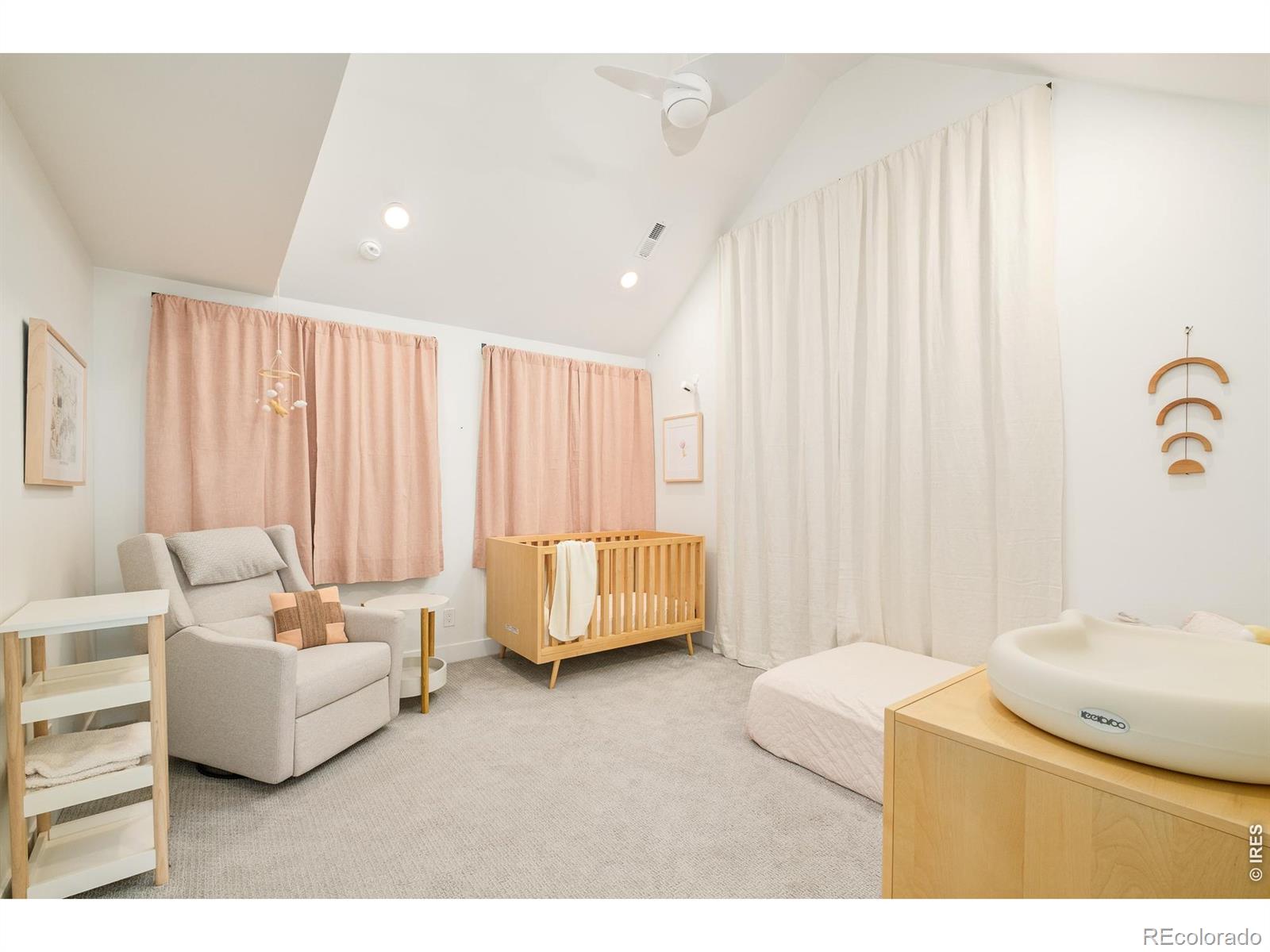 MLS Image #25 for 2485  oak street,denver, Colorado