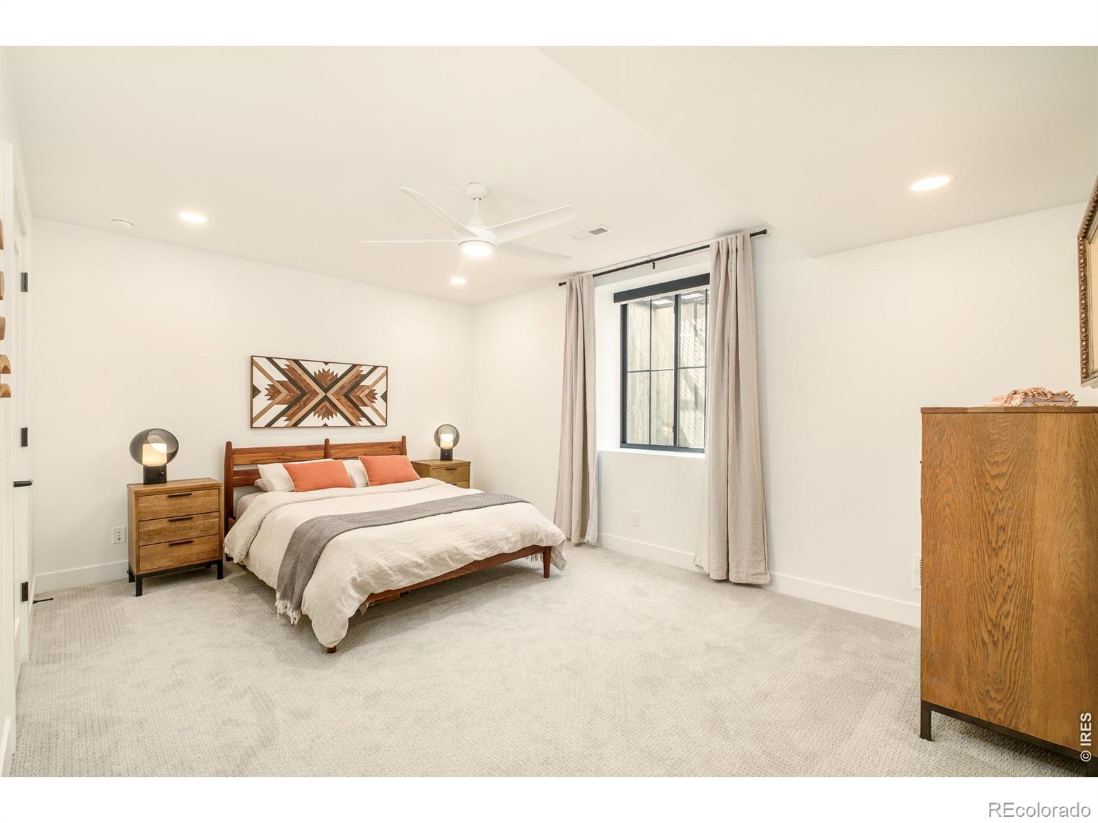 MLS Image #32 for 2485  oak street,denver, Colorado