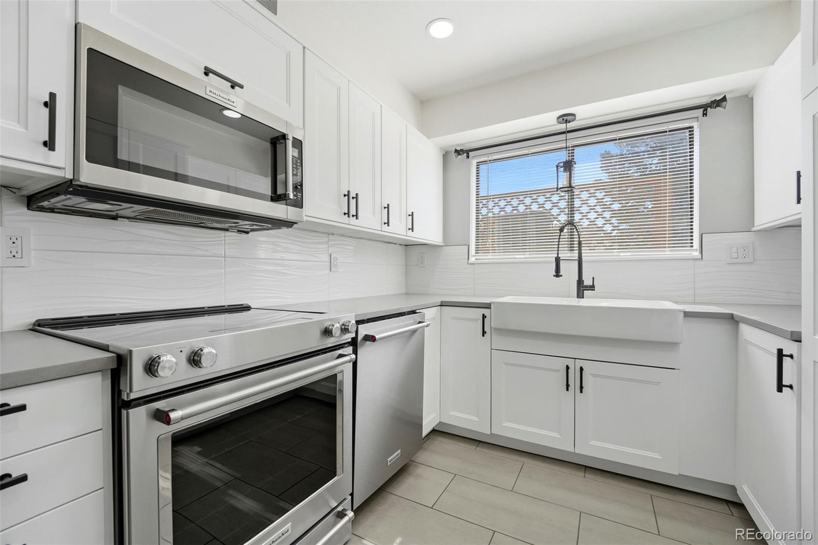 MLS Image #1 for 418  wright street 102,lakewood, Colorado