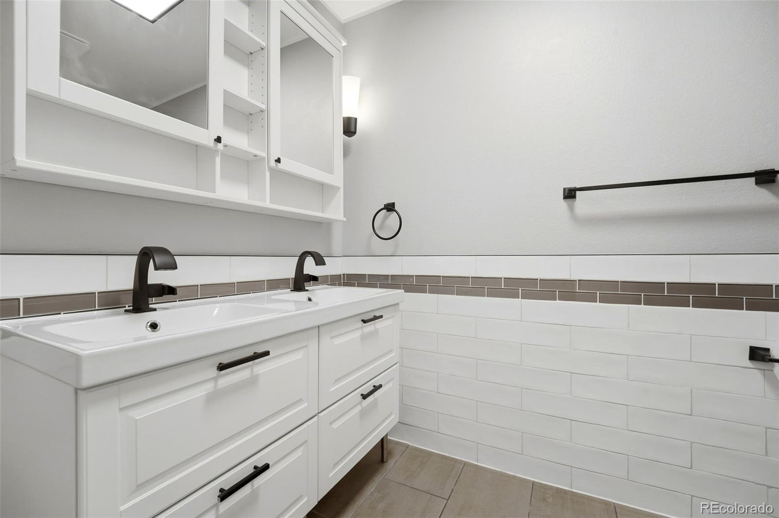 MLS Image #12 for 418  wright street 102,lakewood, Colorado