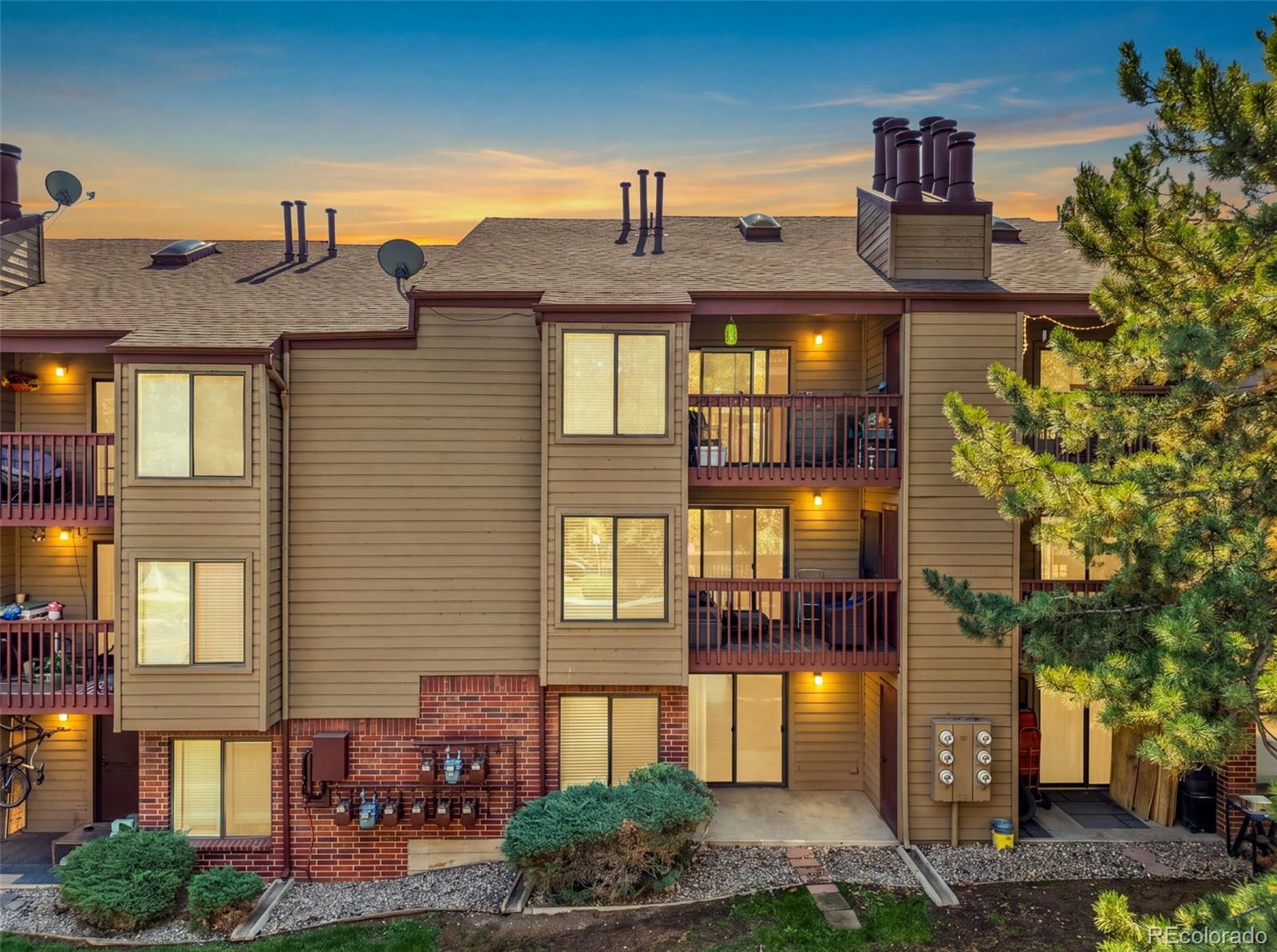 MLS Image #19 for 418  wright street 102,lakewood, Colorado