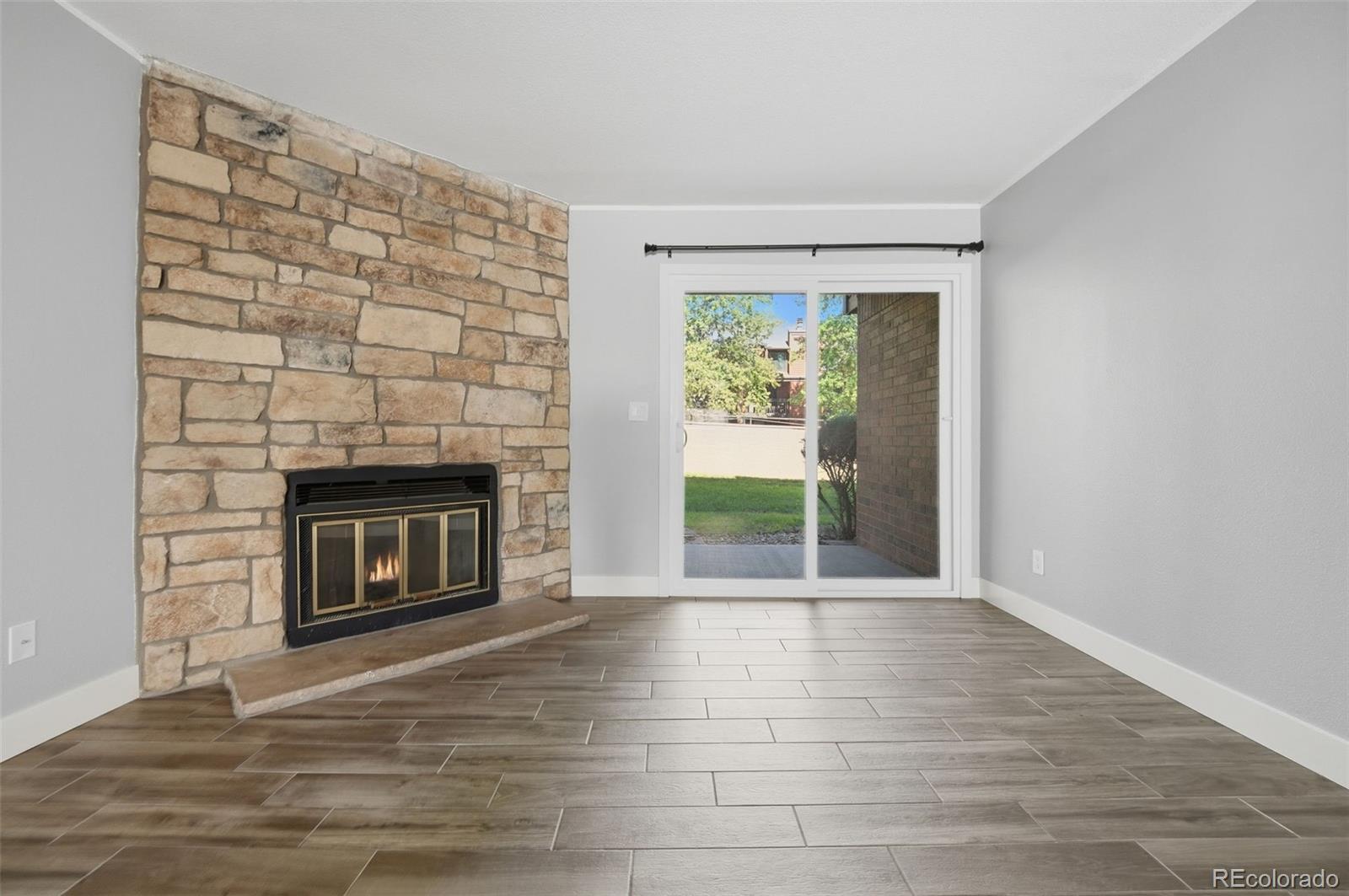 MLS Image #4 for 418  wright street 102,lakewood, Colorado