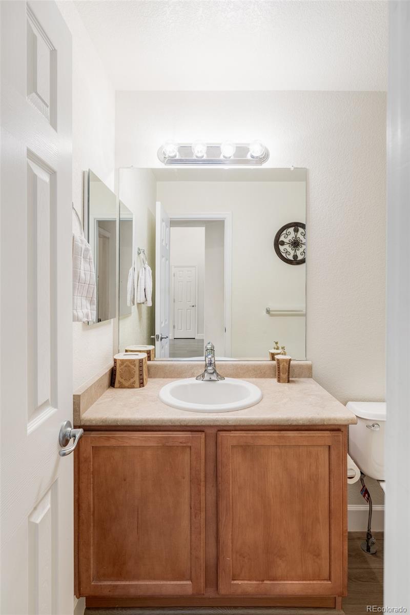 MLS Image #11 for 22110 e jamison place,aurora, Colorado