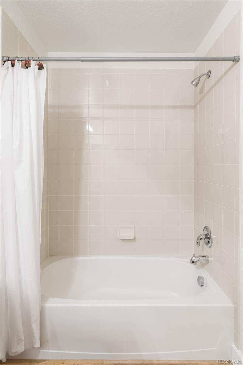 MLS Image #12 for 22110 e jamison place,aurora, Colorado