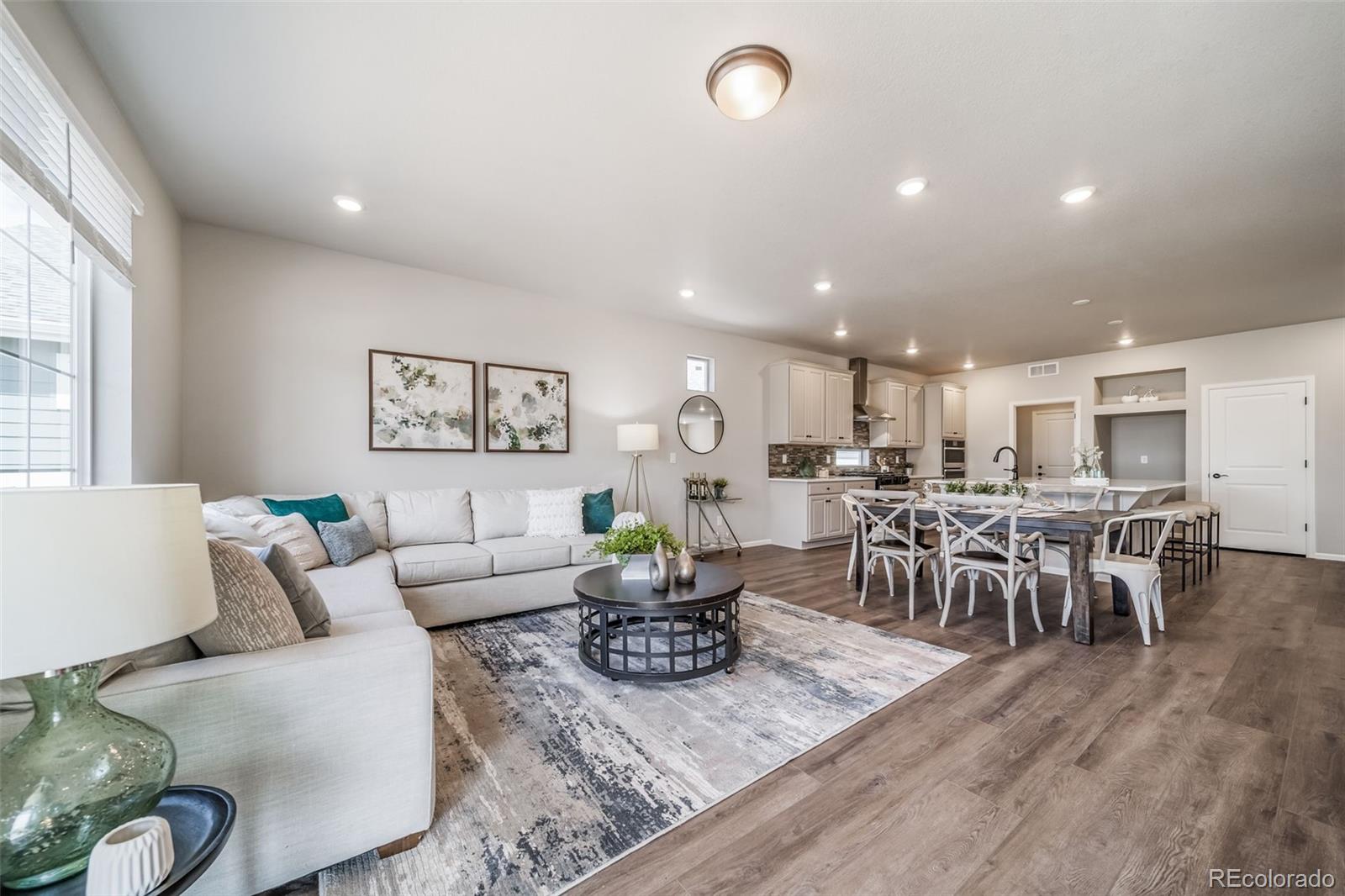 MLS Image #15 for 22204 e 49th place,aurora, Colorado