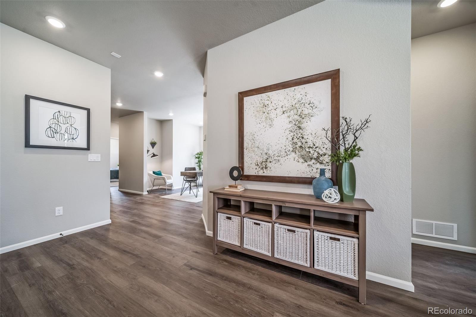 MLS Image #18 for 22204 e 49th place,aurora, Colorado