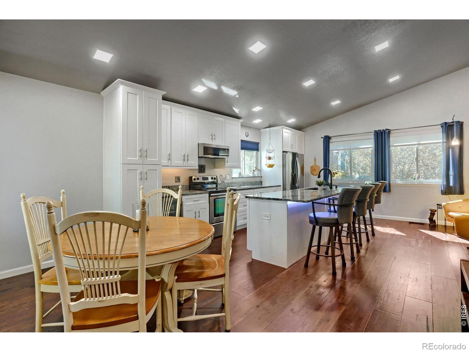 MLS Image #6 for 4033 w kenyon avenue,denver, Colorado