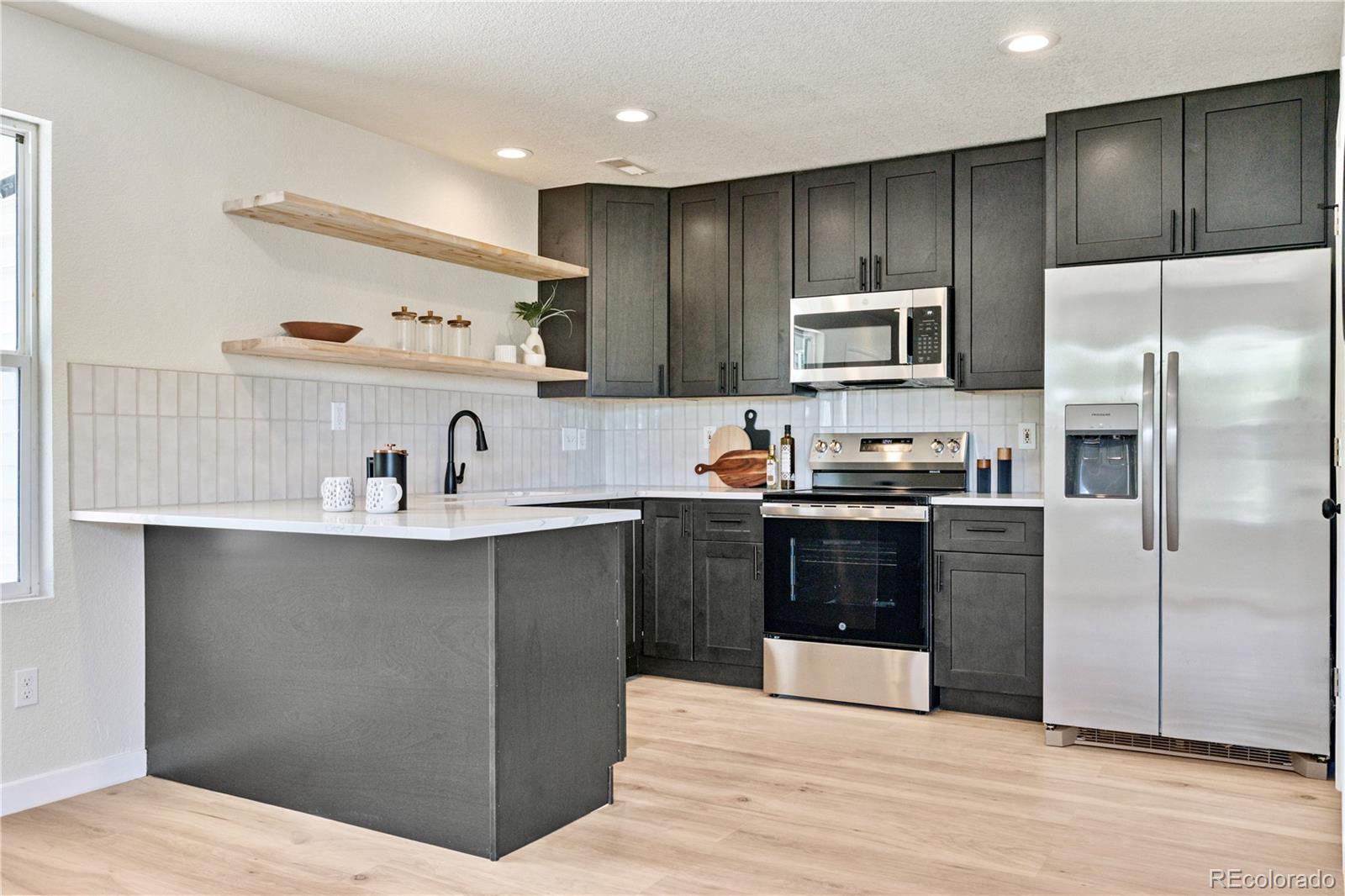 MLS Image #1 for 7810 s kittredge circle,englewood, Colorado