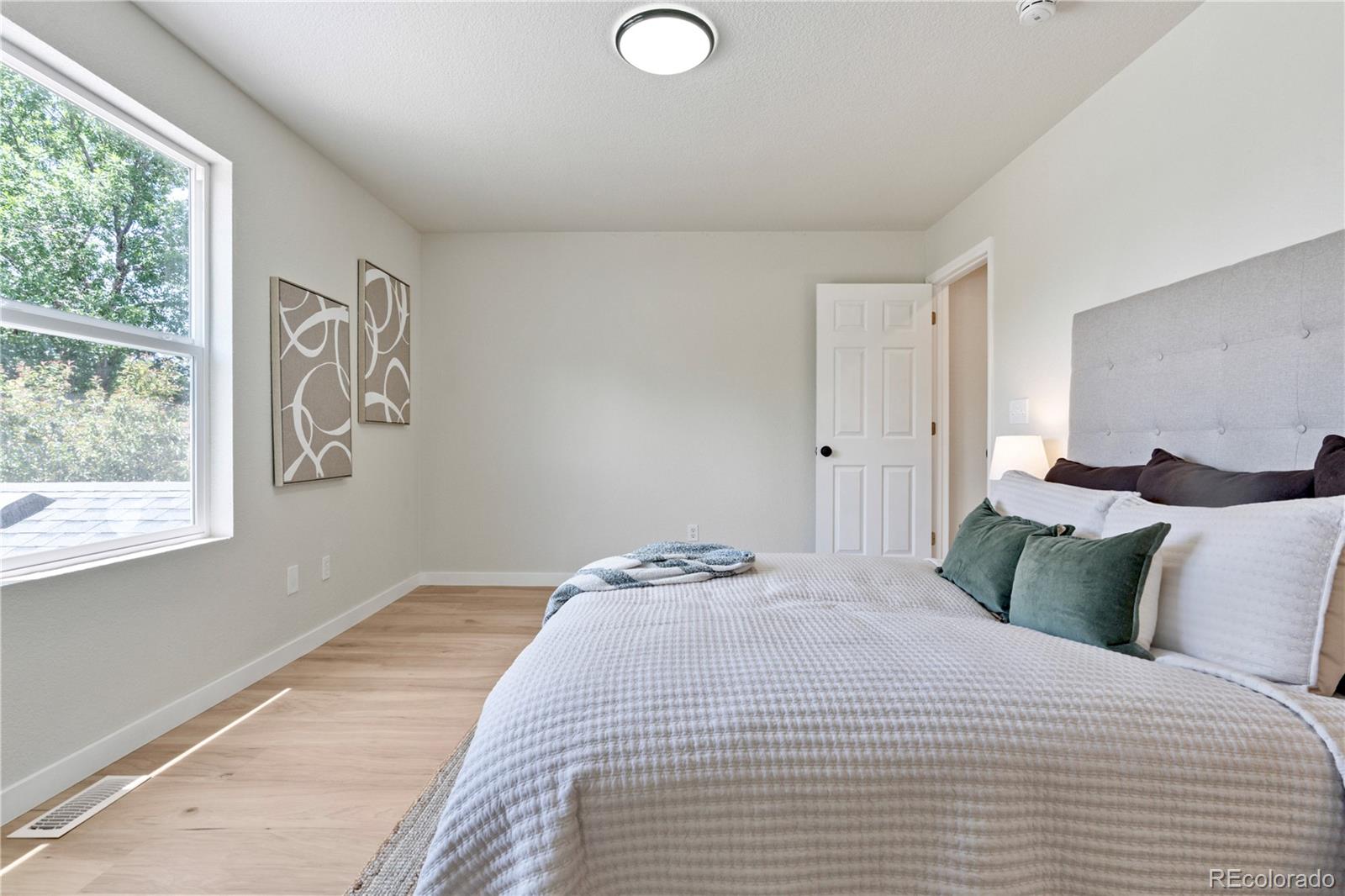 MLS Image #12 for 7810 s kittredge circle,englewood, Colorado