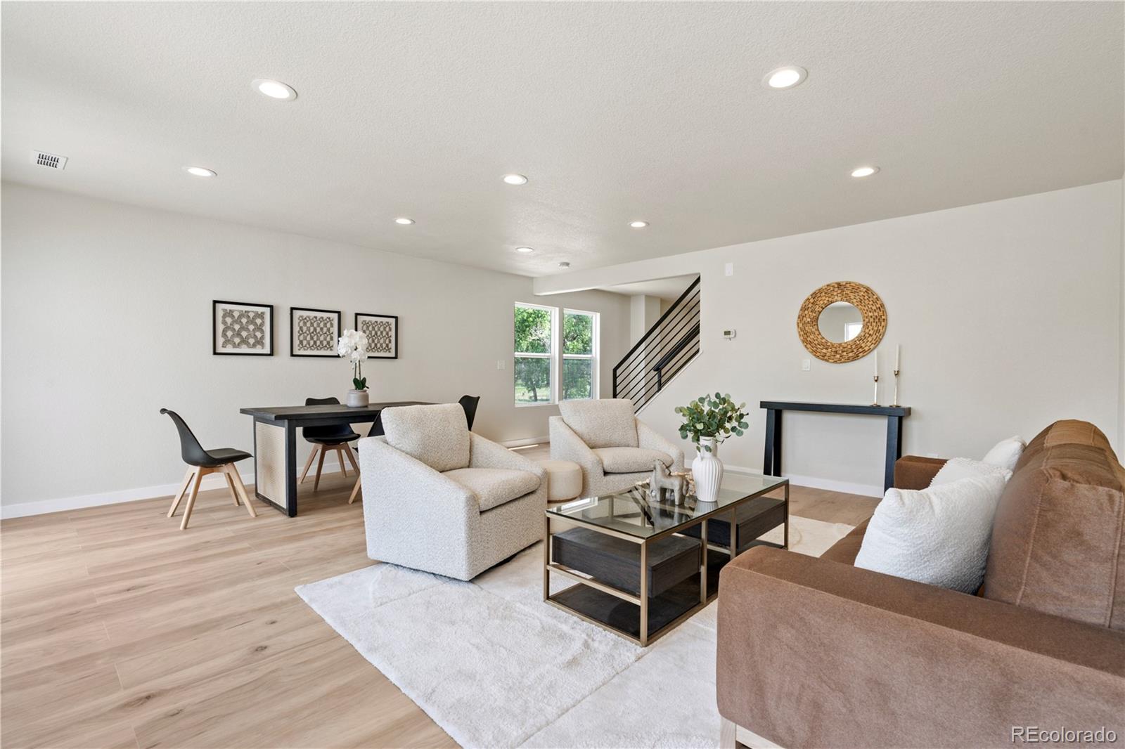 MLS Image #9 for 7810 s kittredge circle,englewood, Colorado