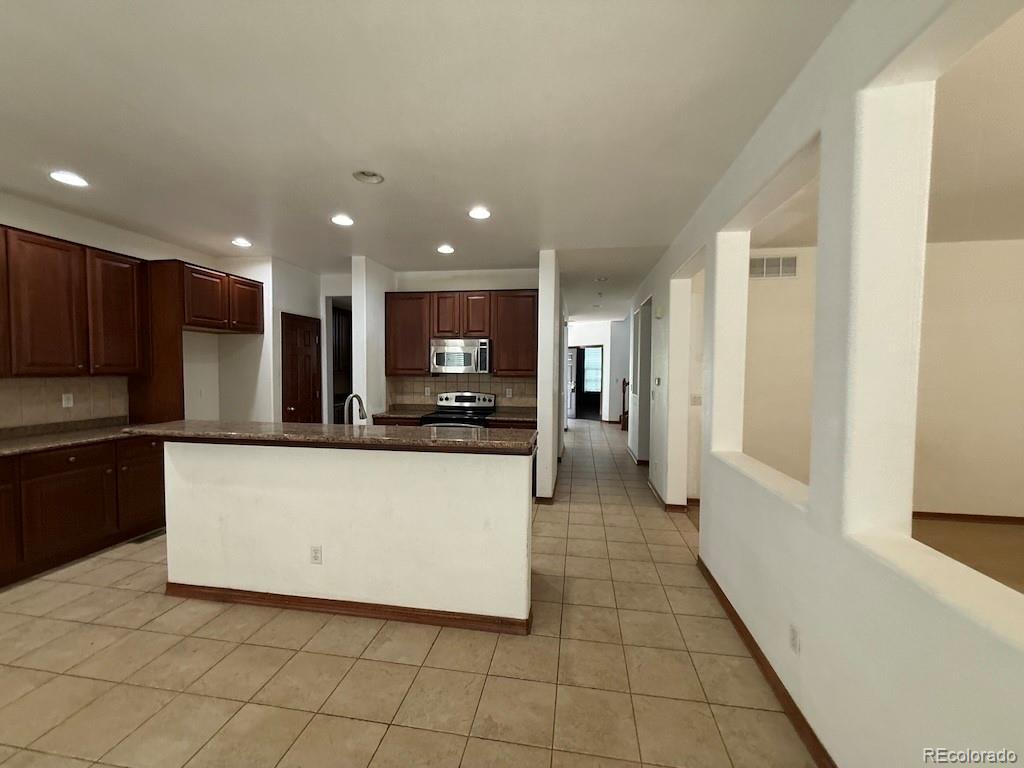 MLS Image #8 for 23982 e 2nd drive,aurora, Colorado