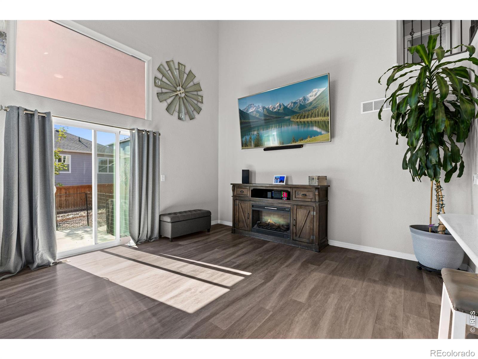 MLS Image #13 for 879  emerald lakes street,severance, Colorado