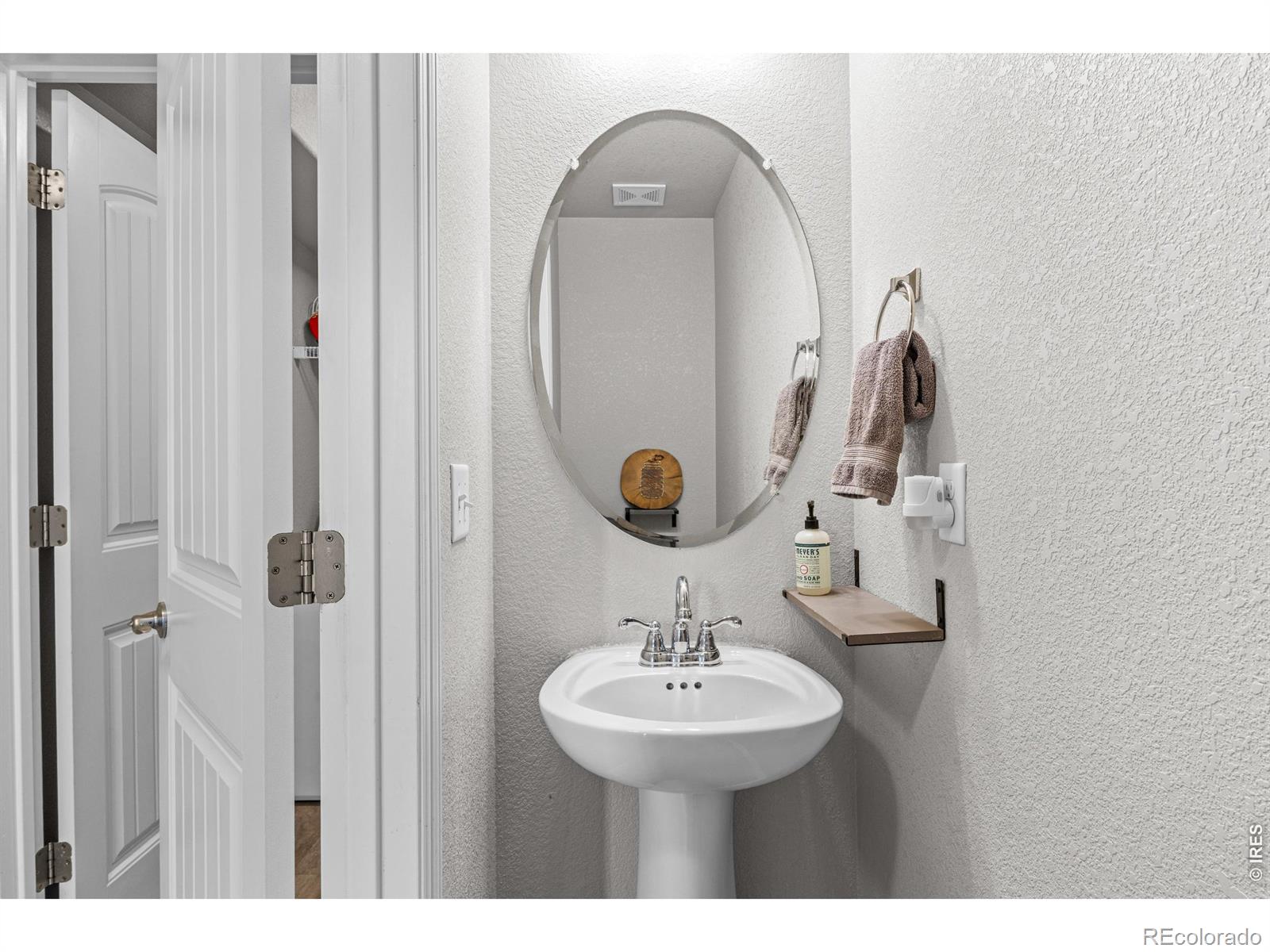 MLS Image #20 for 879  emerald lakes street,severance, Colorado