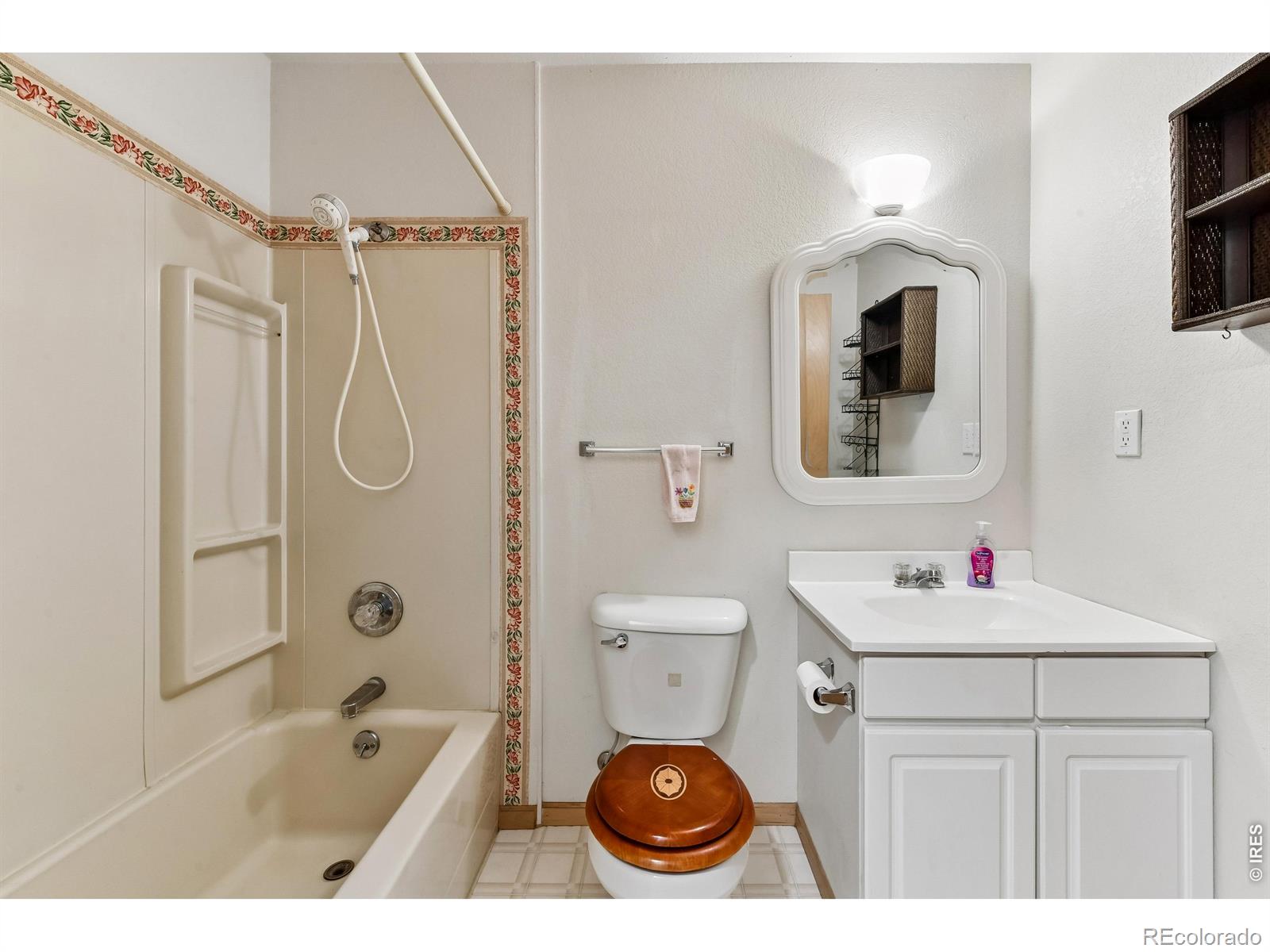 MLS Image #16 for 100  flora court,frederick, Colorado