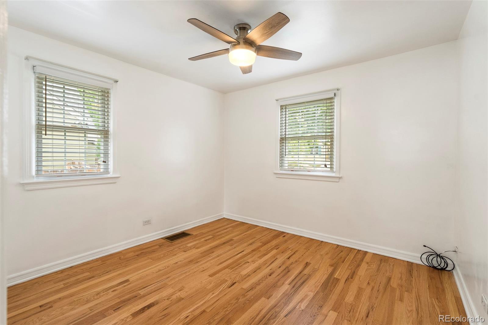 MLS Image #15 for 2575 s washington street,denver, Colorado