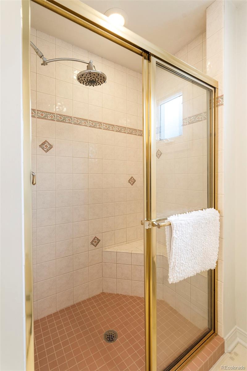 MLS Image #19 for 2575 s washington street,denver, Colorado