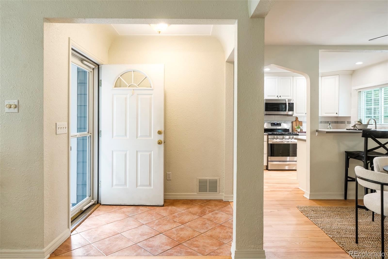 MLS Image #2 for 2575 s washington street,denver, Colorado