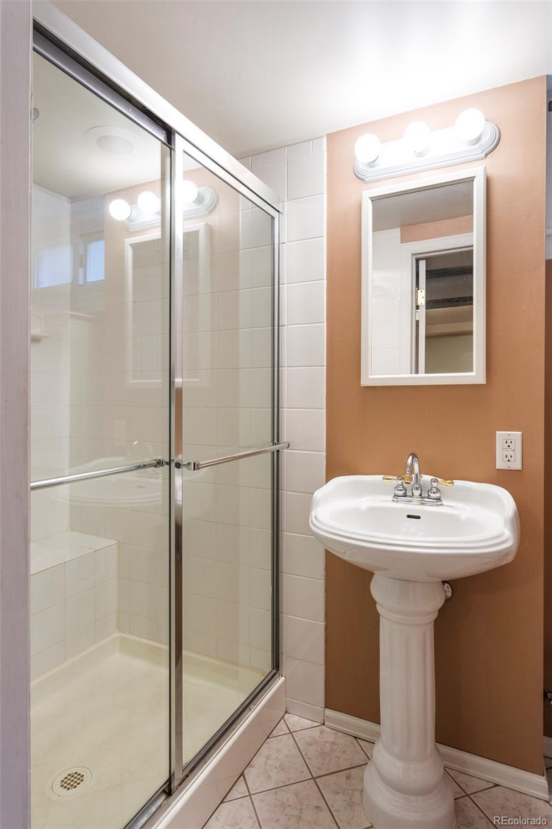 MLS Image #24 for 2575 s washington street,denver, Colorado