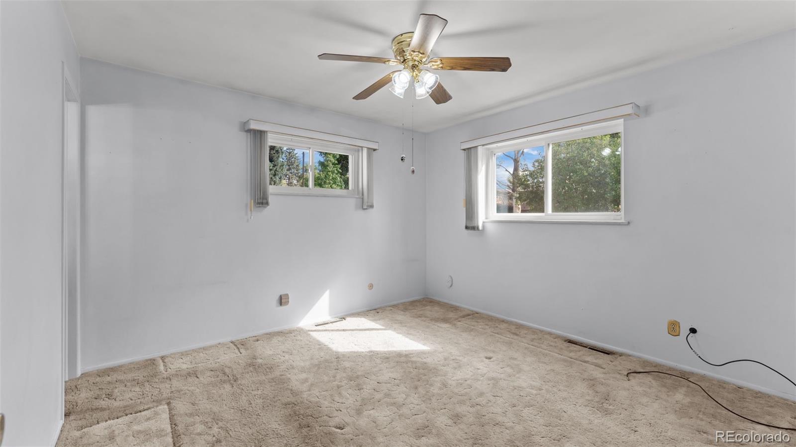 MLS Image #15 for 2204  warwick lane,colorado springs, Colorado