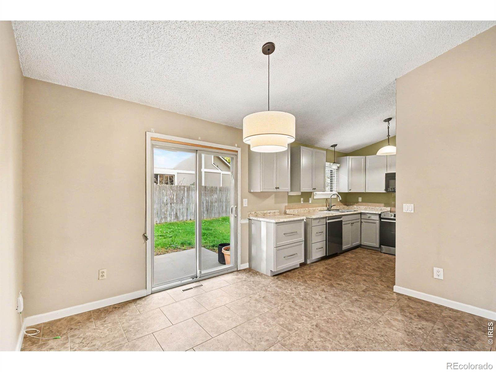 MLS Image #6 for 1986 e 18th street,loveland, Colorado