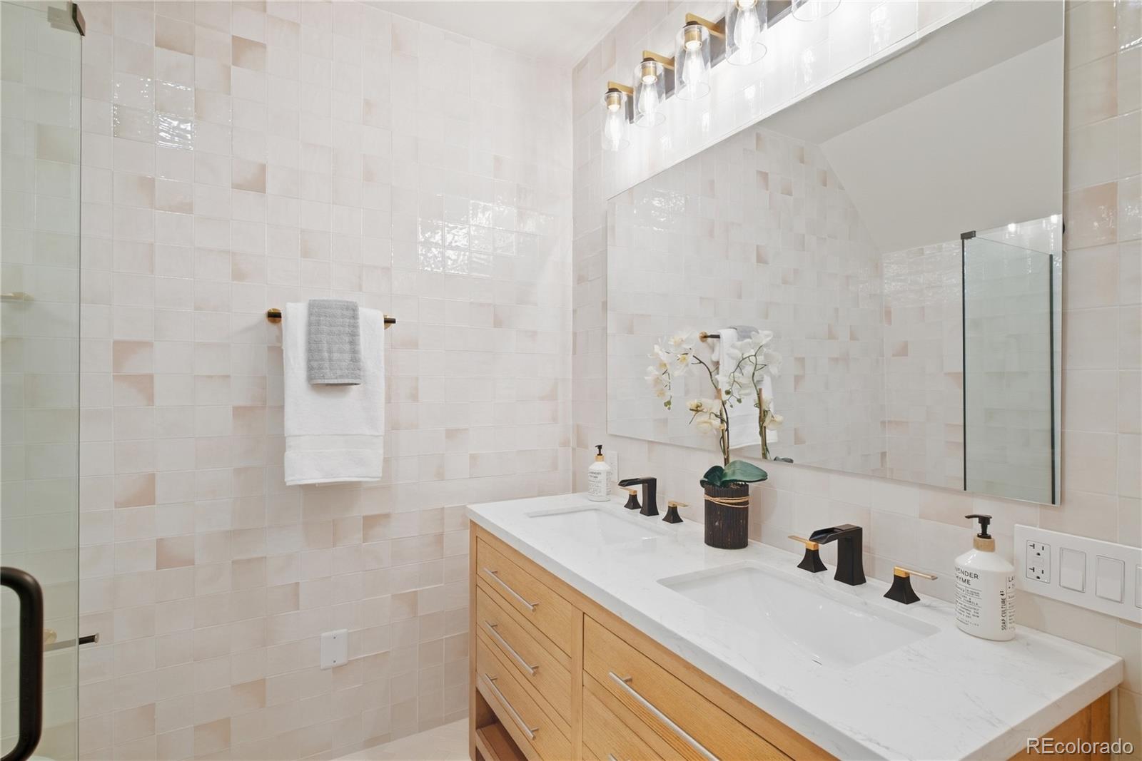 MLS Image #23 for 85 s sherman street,denver, Colorado