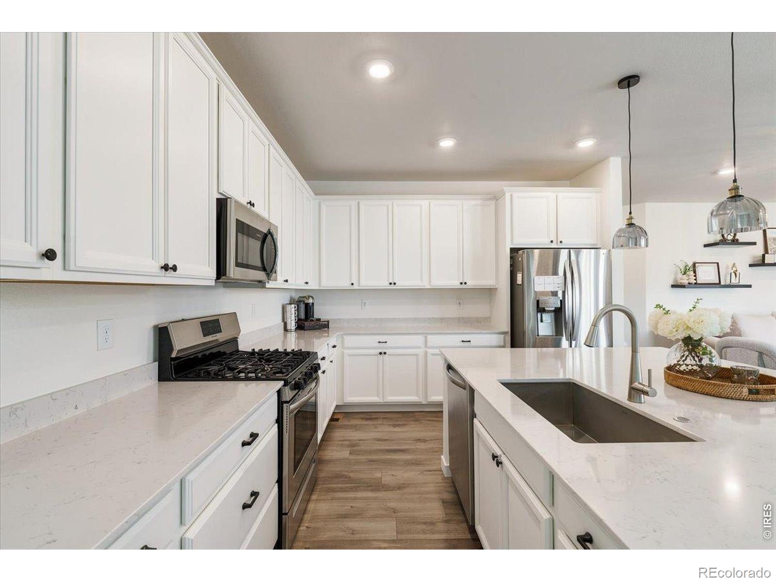MLS Image #17 for 727  columbia street,johnstown, Colorado