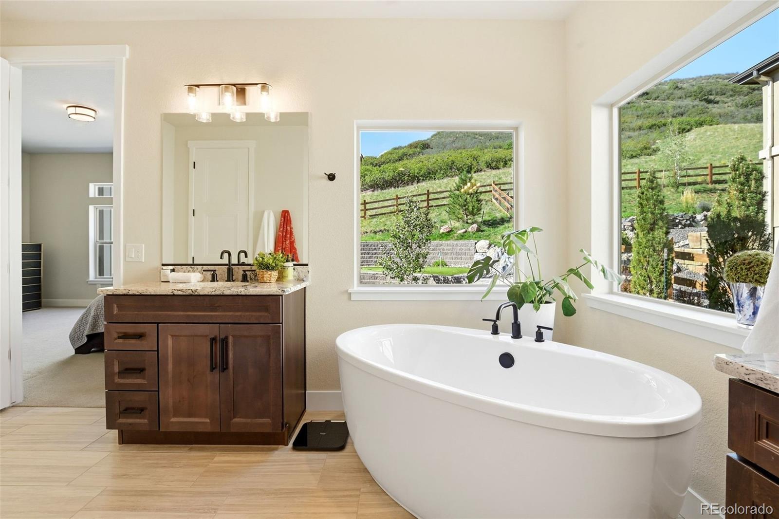 MLS Image #8 for 5366  mesa top drive,monument, Colorado
