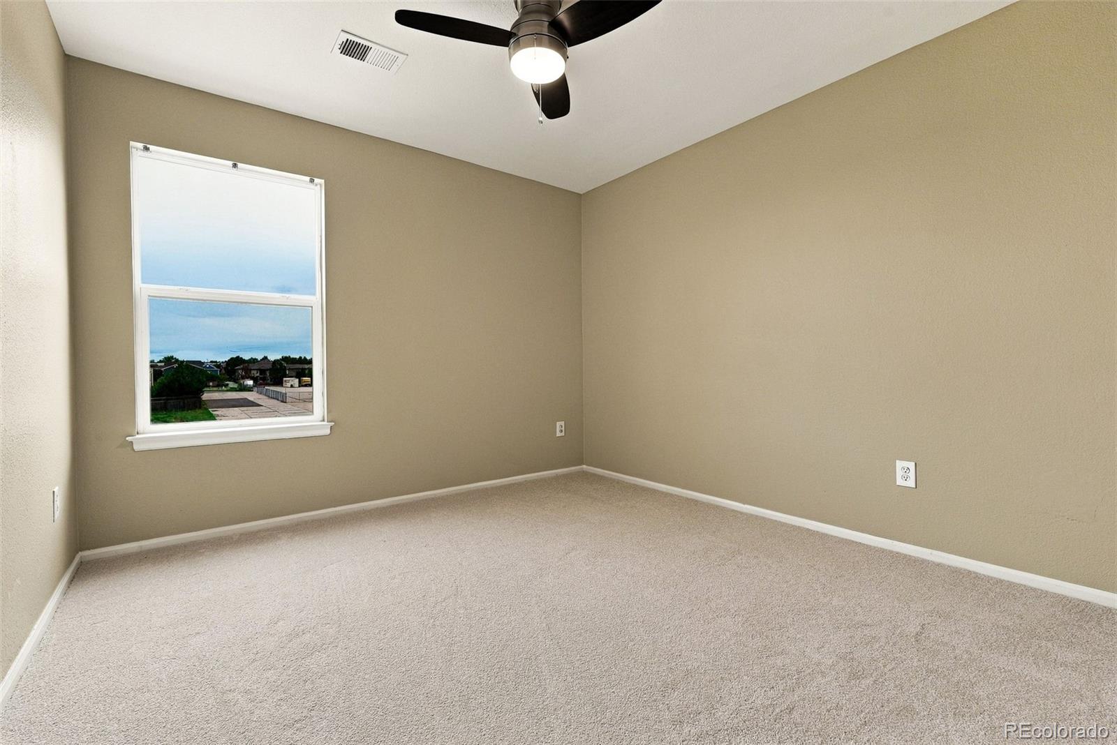 MLS Image #18 for 2507  central park boulevard,denver, Colorado