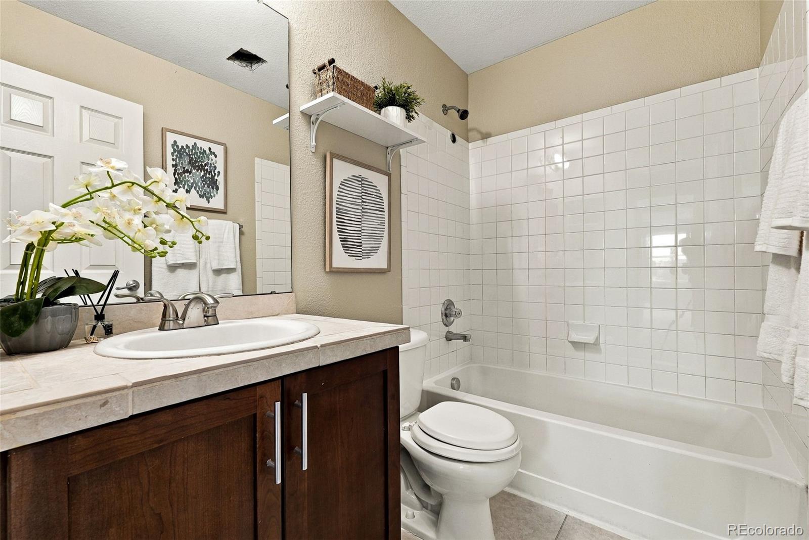 MLS Image #20 for 2507  central park boulevard,denver, Colorado