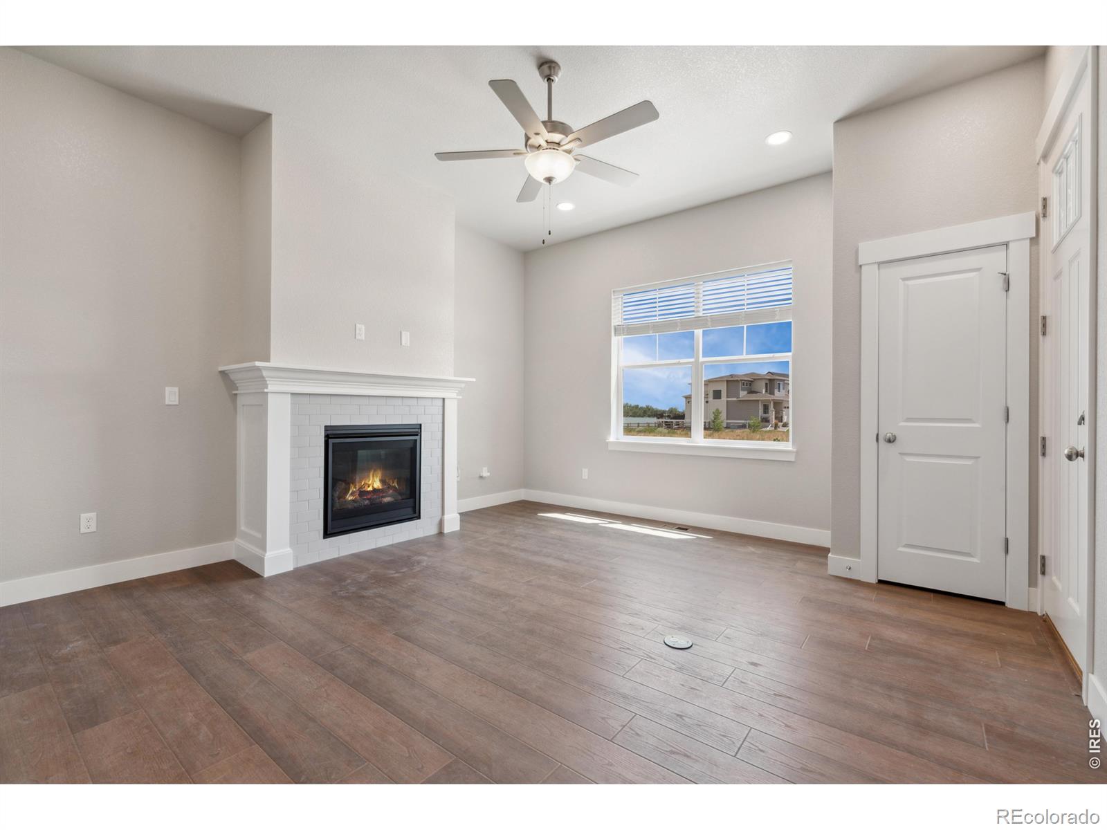 MLS Image #2 for 4232  trapper lake drive,loveland, Colorado