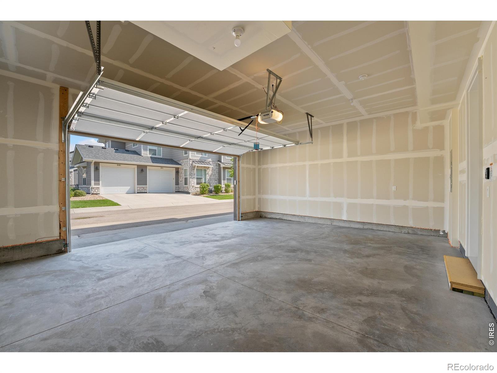 MLS Image #2 for 420  high point drive,longmont, Colorado