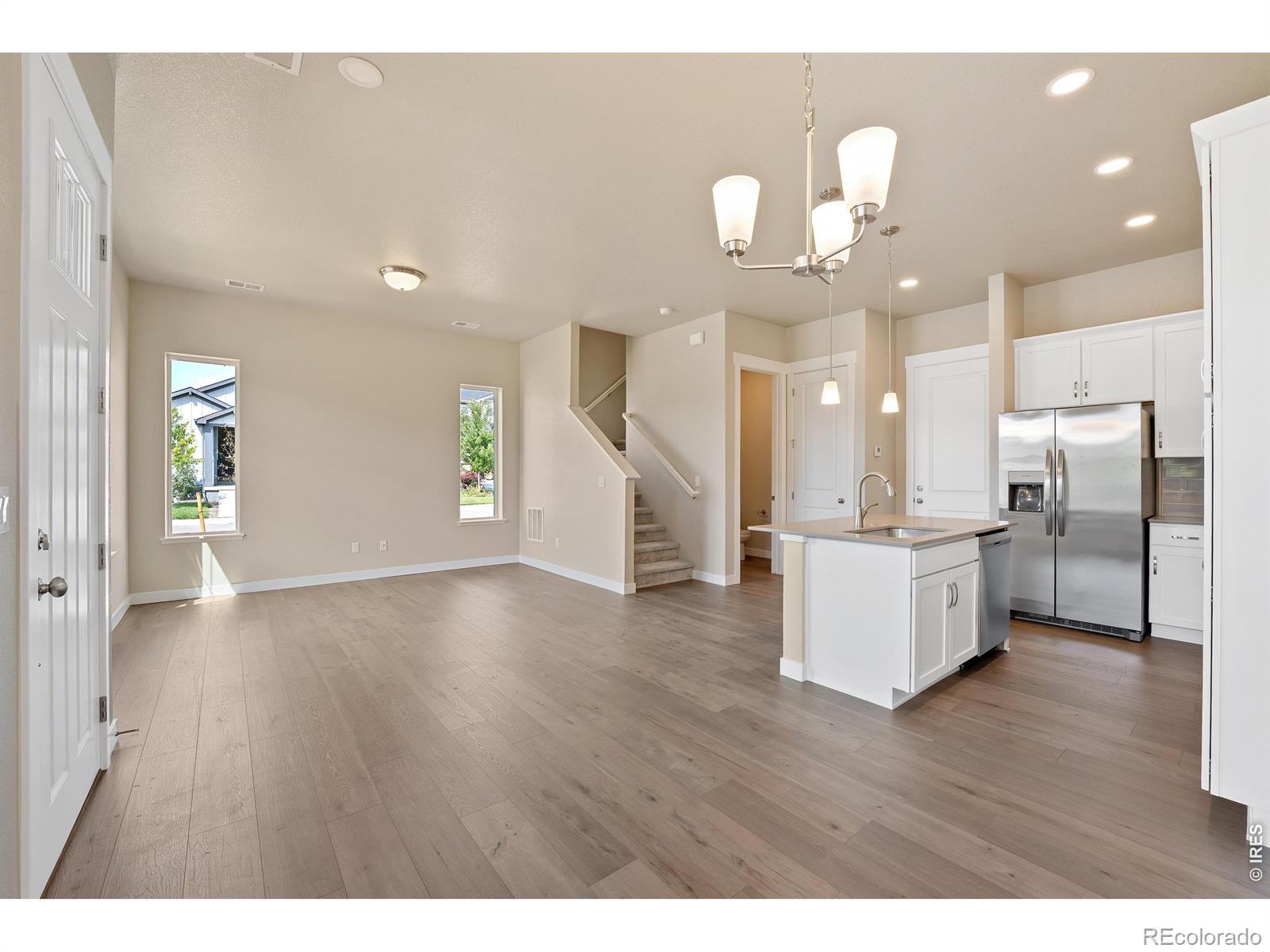 MLS Image #5 for 420  high point drive,longmont, Colorado