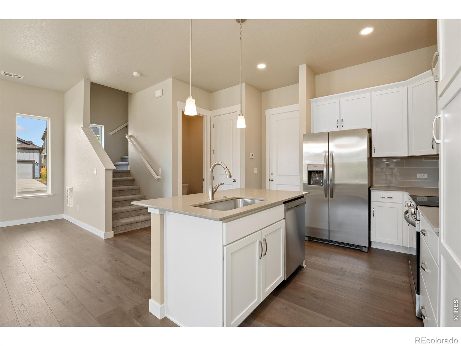 MLS Image #8 for 420  high point drive,longmont, Colorado