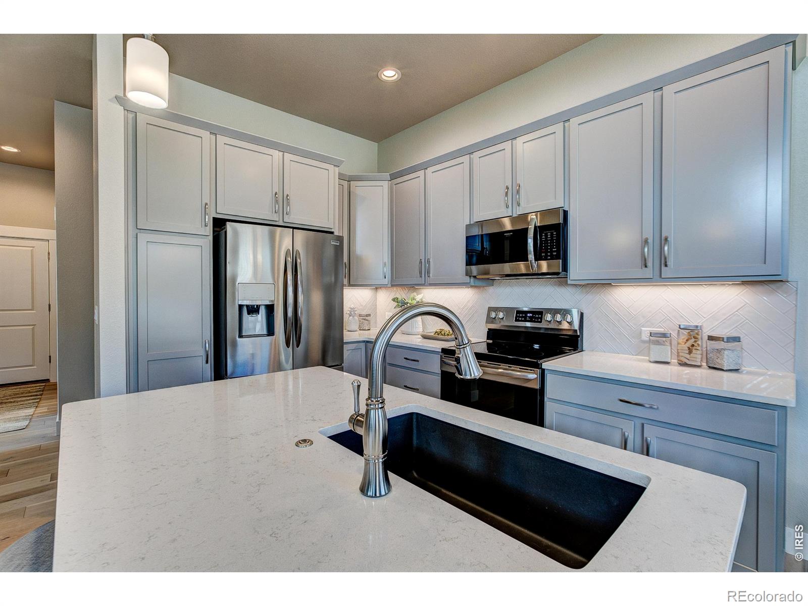 MLS Image #1 for 160  high point drive,longmont, Colorado