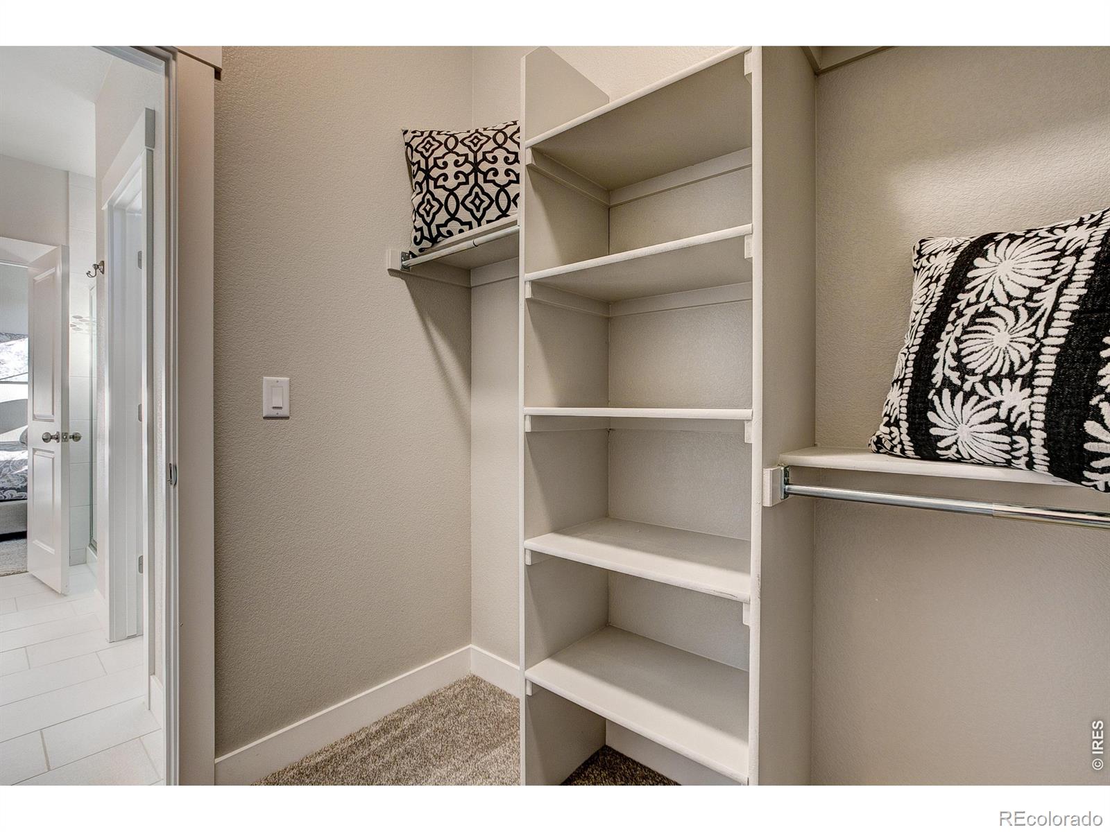 MLS Image #10 for 160  high point drive,longmont, Colorado