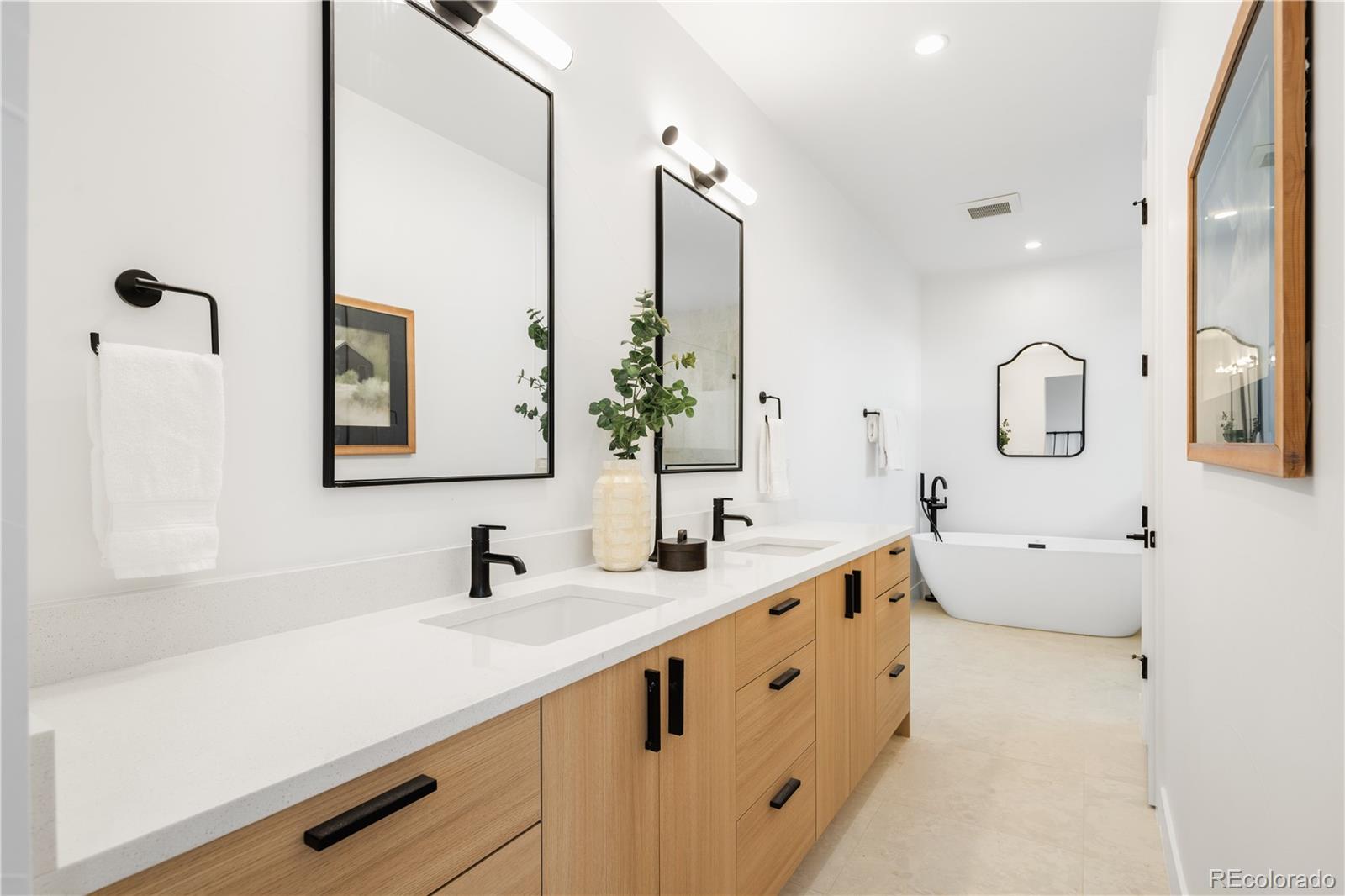MLS Image #21 for 1205 n utica street,denver, Colorado
