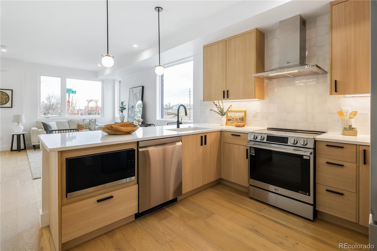 MLS Image #8 for 1205 n utica street,denver, Colorado