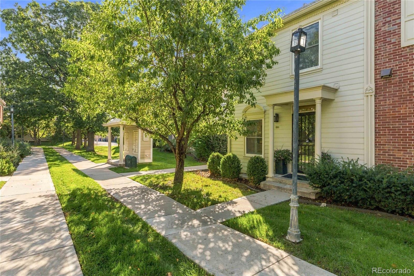 MLS Image #1 for 916  ivanhoe street,denver, Colorado