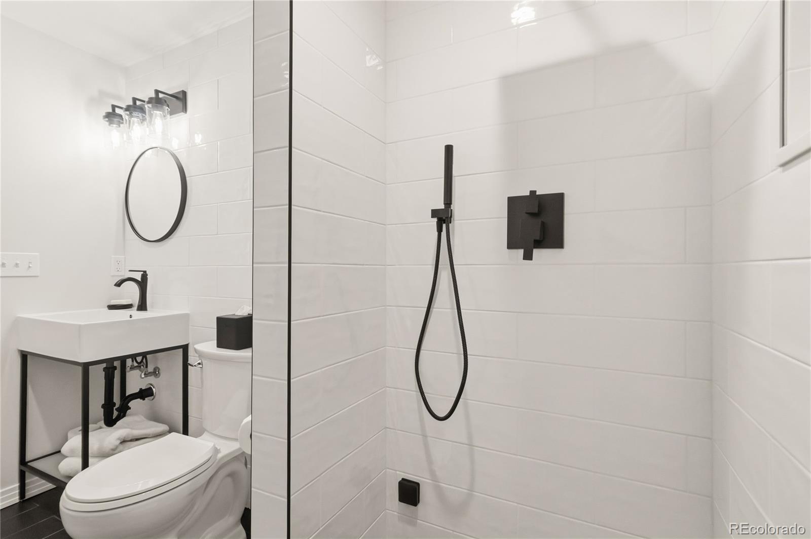 MLS Image #35 for 916  ivanhoe street,denver, Colorado