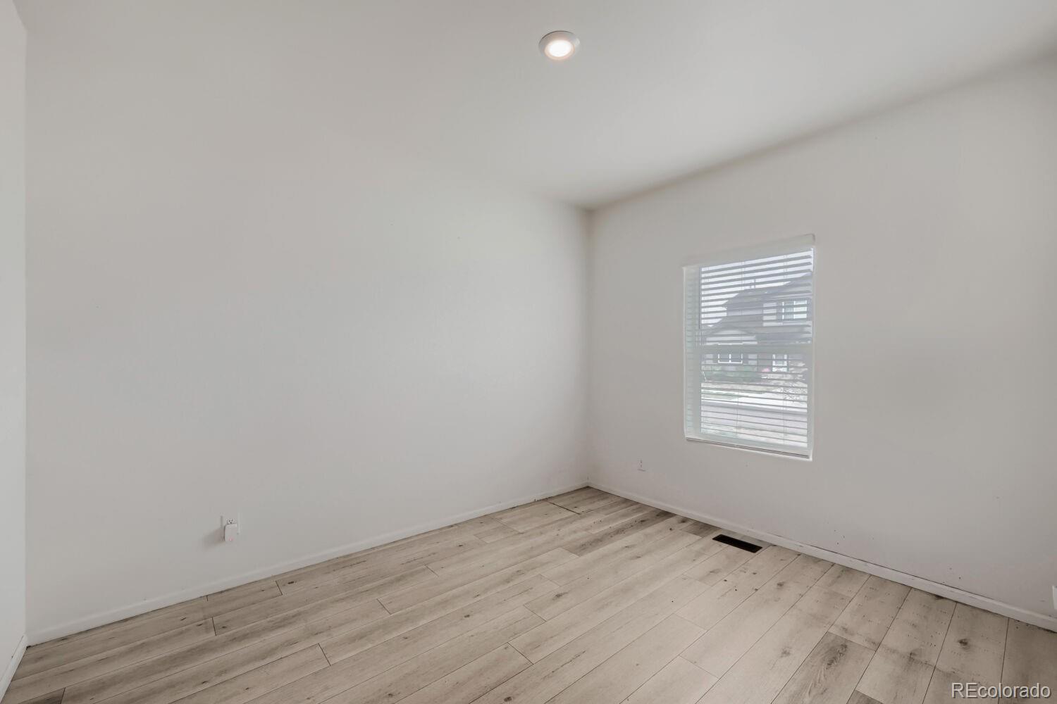 MLS Image #4 for 406  quincy rr avenue,keenesburg, Colorado